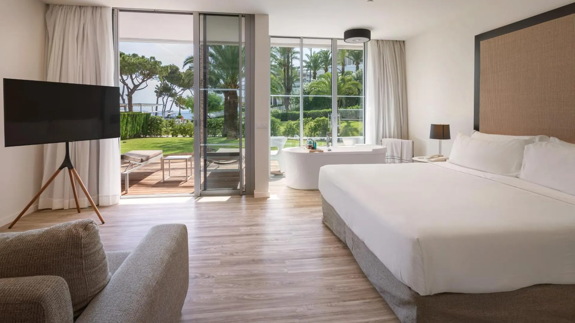 Melia South Beach Magaluf  4*, Magaluf (Mallorca)